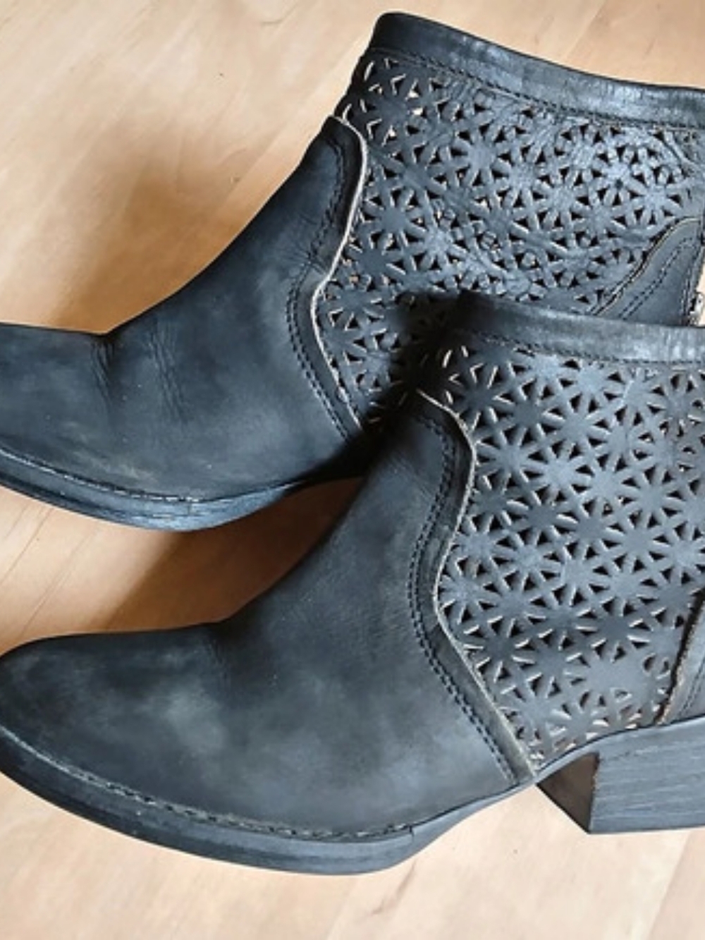 Harley-Davidson Black Leather Lattice Ankle Boots